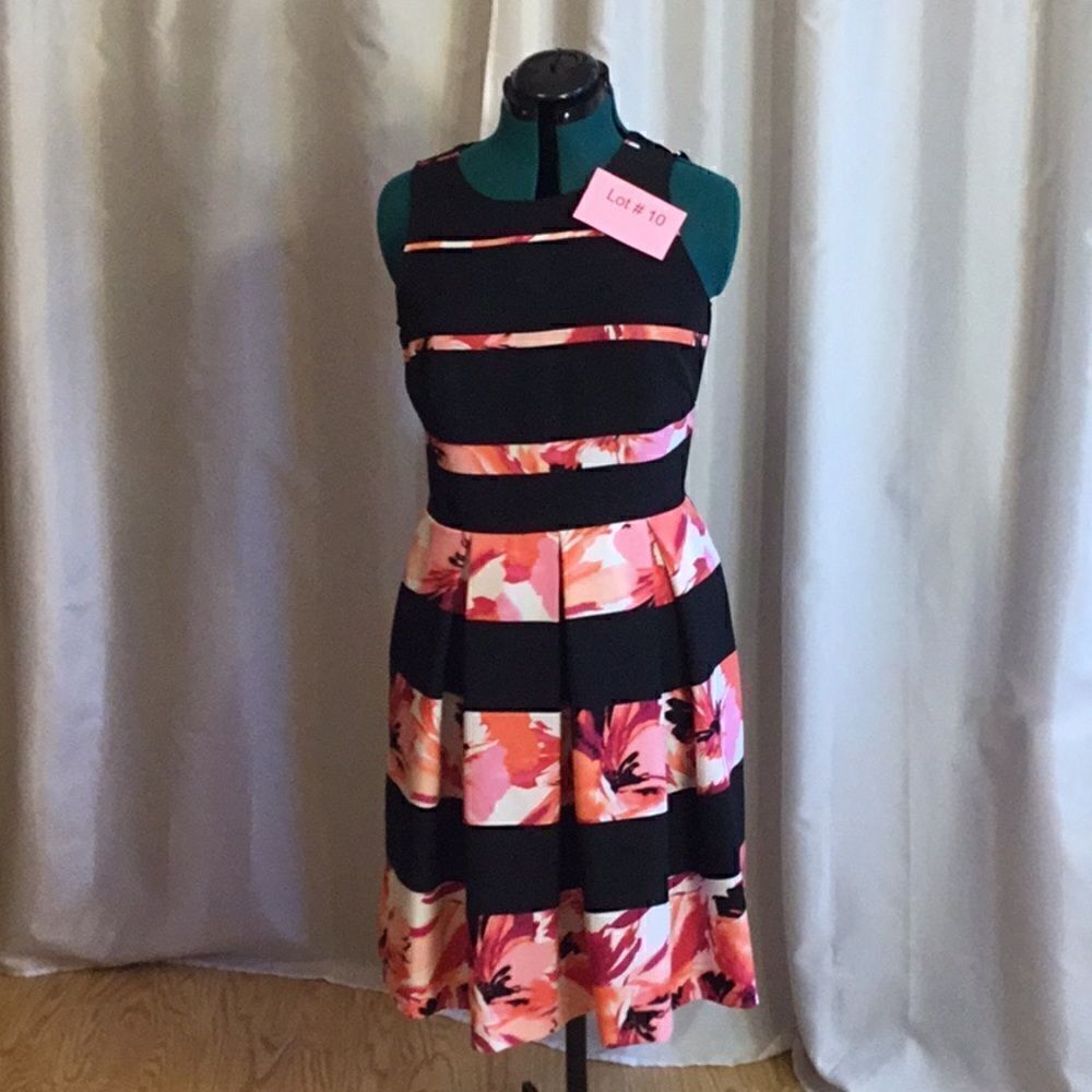 Sleeveless tropical & black block dress with back gold statement zipper size 10